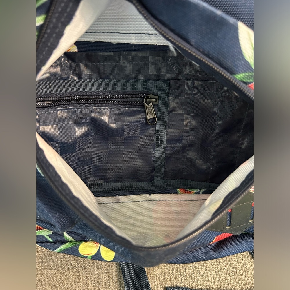 Vans Navy Venus Flytrap Backpack - image 5